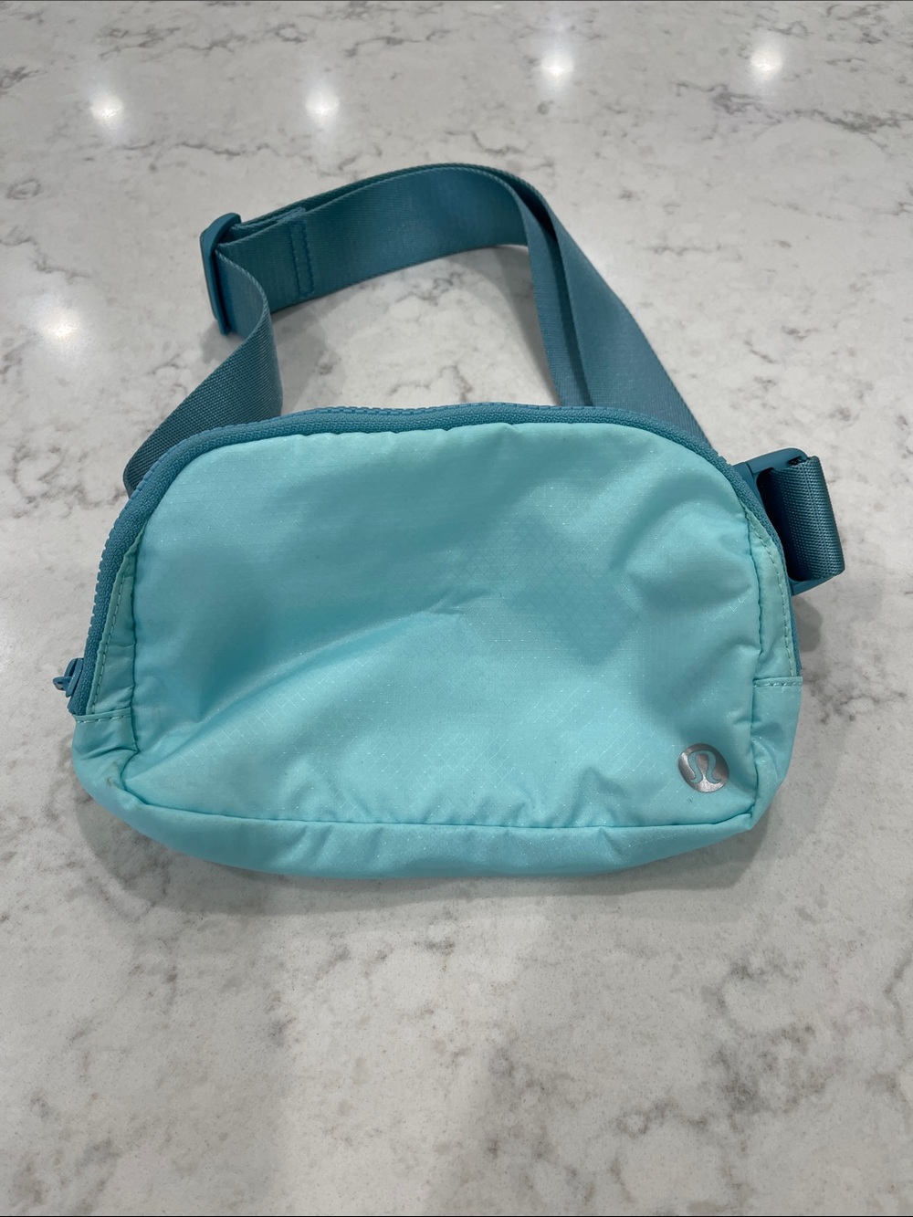 lululemon athletica Teal Aqua Crossbody Belt Bag